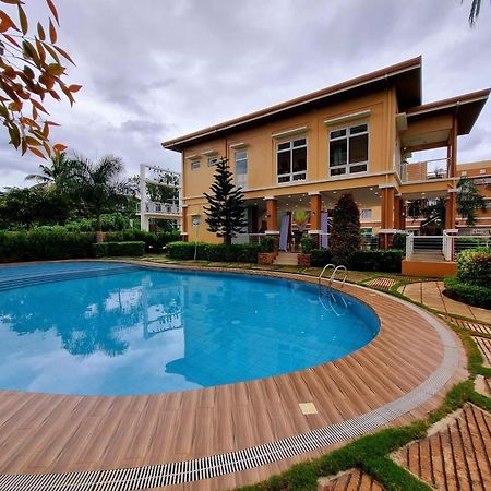 Condo In Camella Manors In Puerto Princesa Buitenkant foto